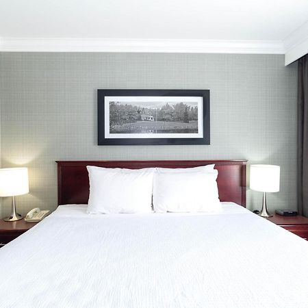 Sandman Hotel Red Deer Ngoại thất bức ảnh