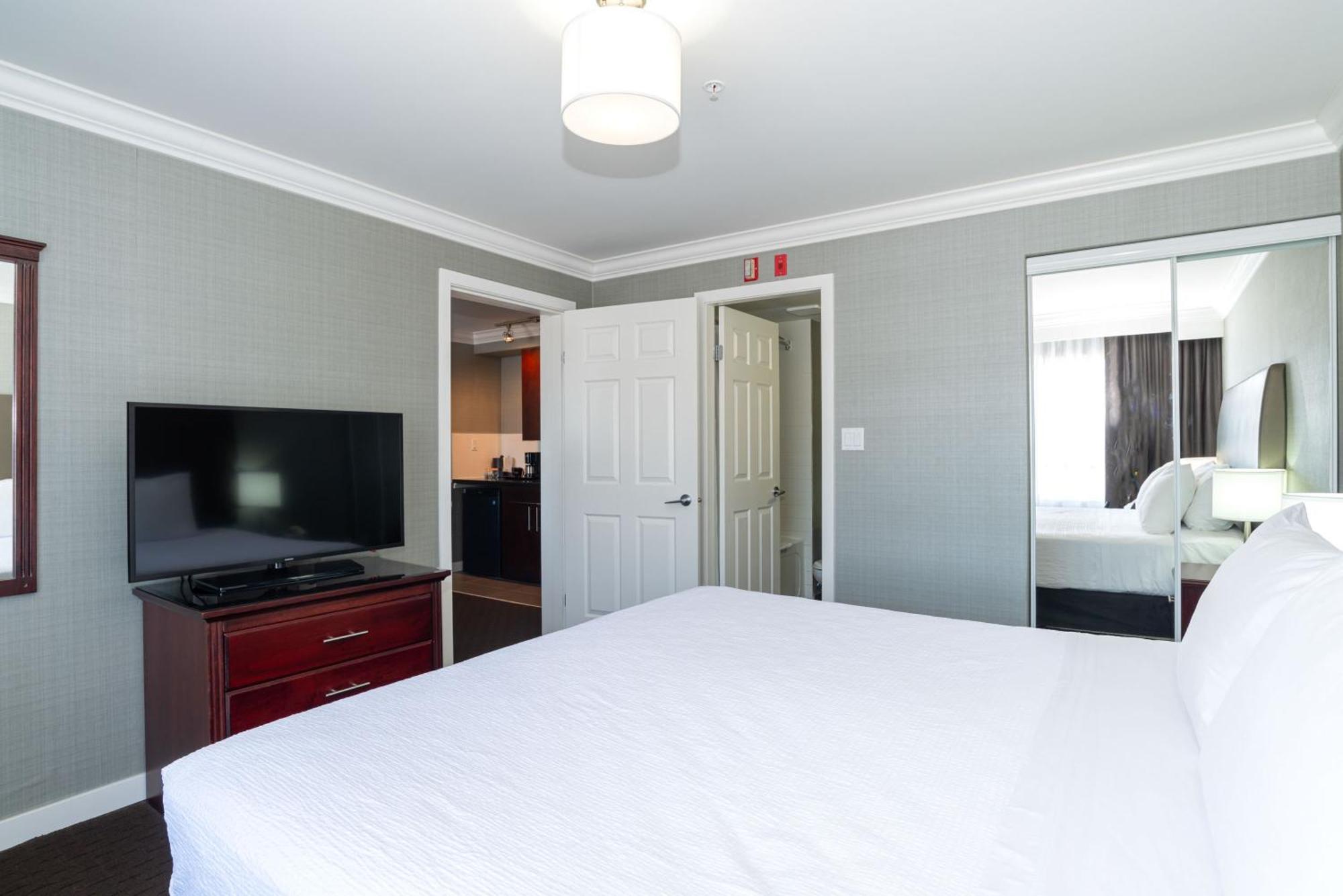 Sandman Hotel Red Deer Ngoại thất bức ảnh