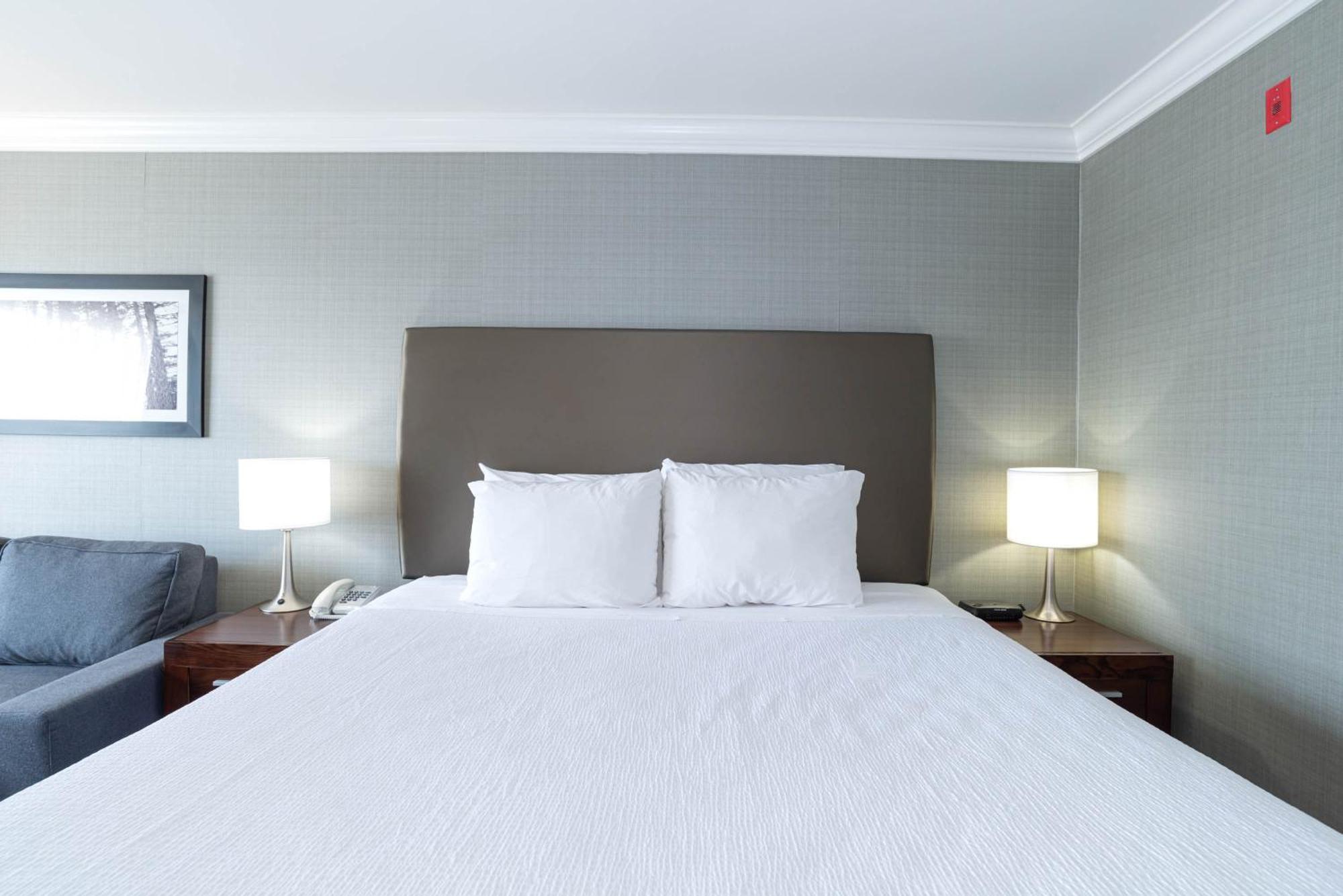 Sandman Hotel Red Deer Ngoại thất bức ảnh